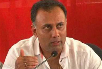 Dinesh Gundura.